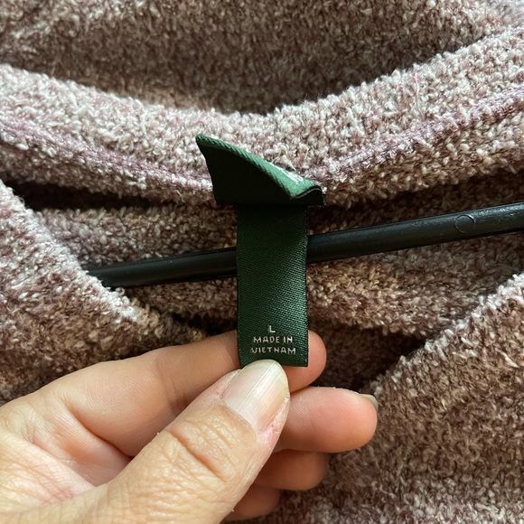 Fuzzy crop sweater size Large - Picture 2 of 7